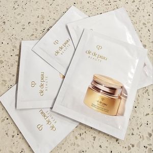 🌸🌸 Cle De Peau Precious Gold Vitality Mask
